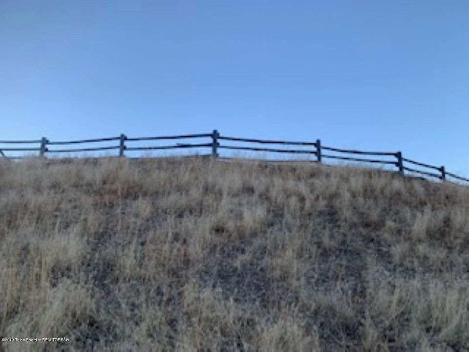1st image of 5 Kort Ln