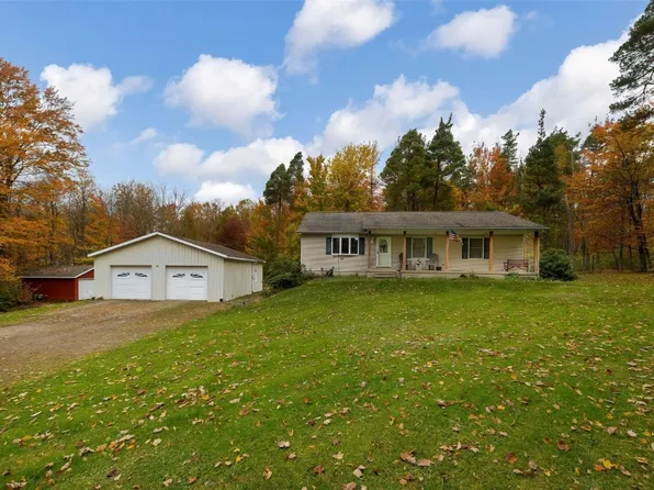 9222 Wildman Rd, Erie, PA 16510