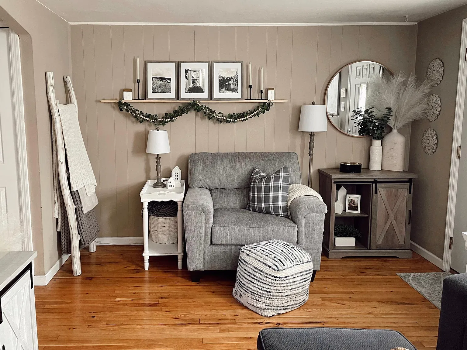 3851 Sunview Dr — Photo 2