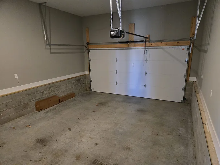 414 Oak St — Photo 34