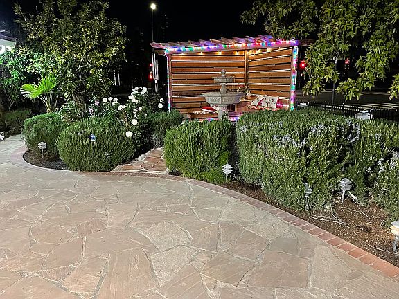 3rd image of 32300 Regents Blvd