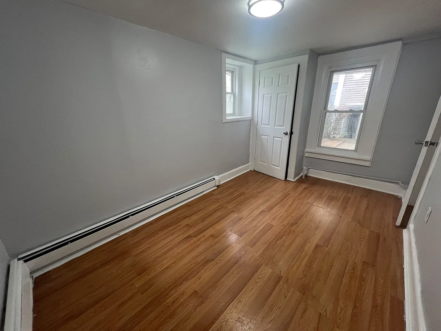 326 Grand St — Photo 4