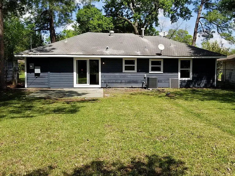 5910 Van Fleet St — Photo 15