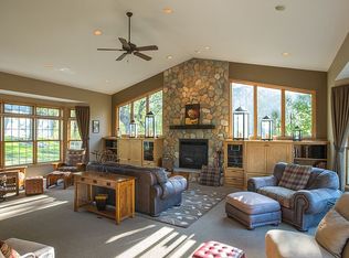 7570 Mellgren Ln, Chaska, MN 55318