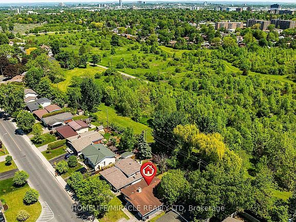 3rd image of 2329 Ryder St