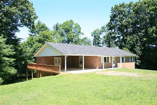 2nd image of 95 Oak Knoll Dr