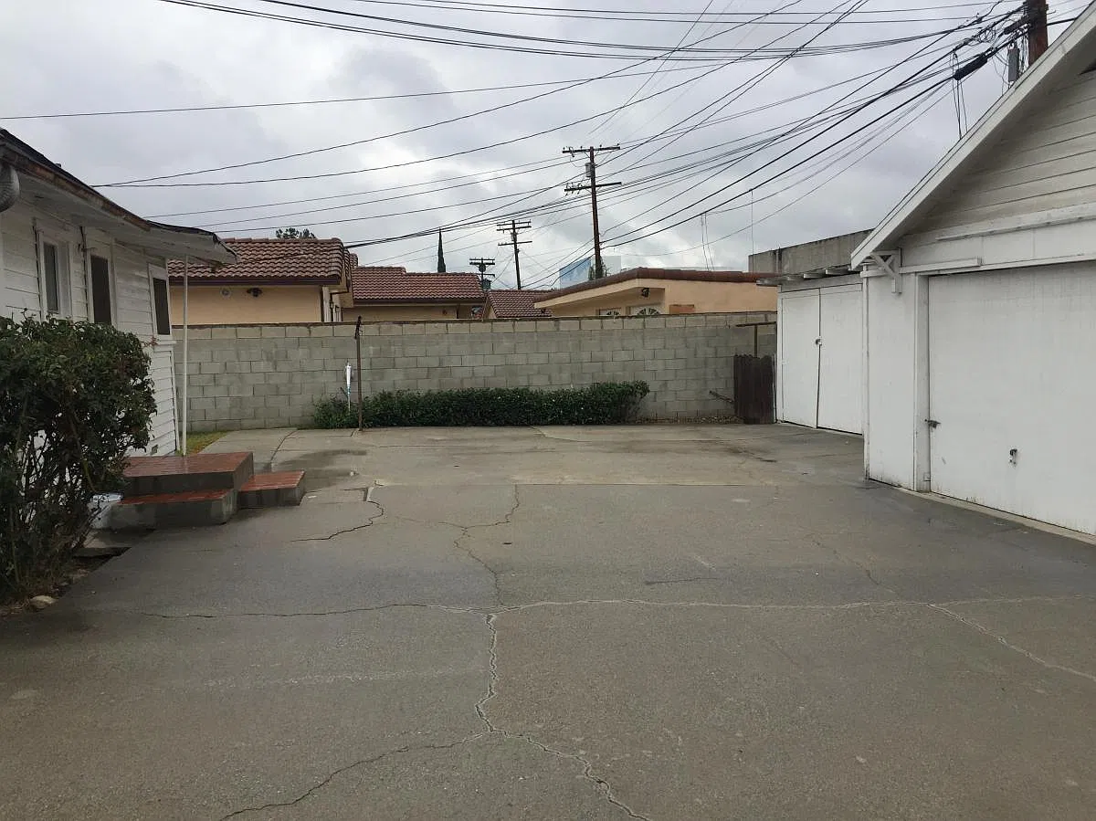 1 bed, 550 sqft, $1,900 — Photo 3