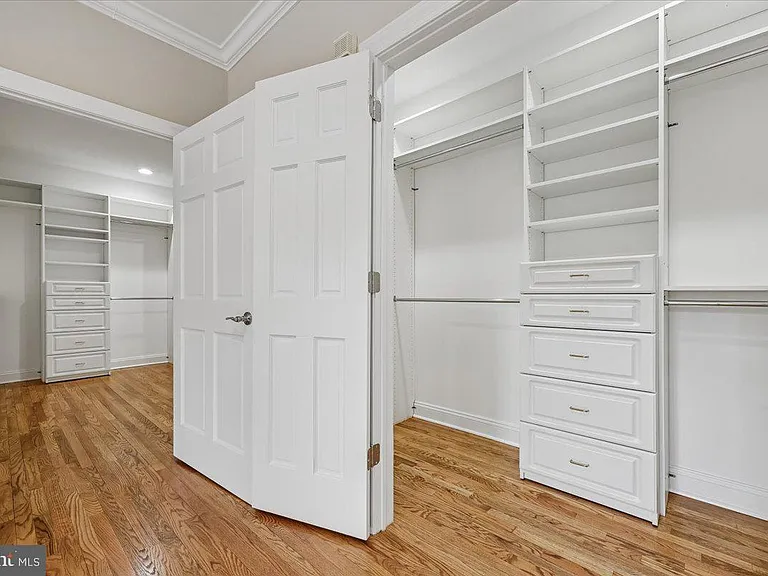 4902 Derussey Pkwy — Photo 65