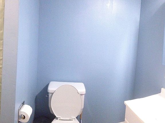 Guest Bath Unit #1