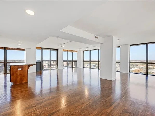 600 E Admiral Blvd #1608, Kansas City, MO 64106