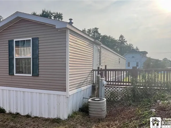 9266 Low St, Little Genesee, NY 14754