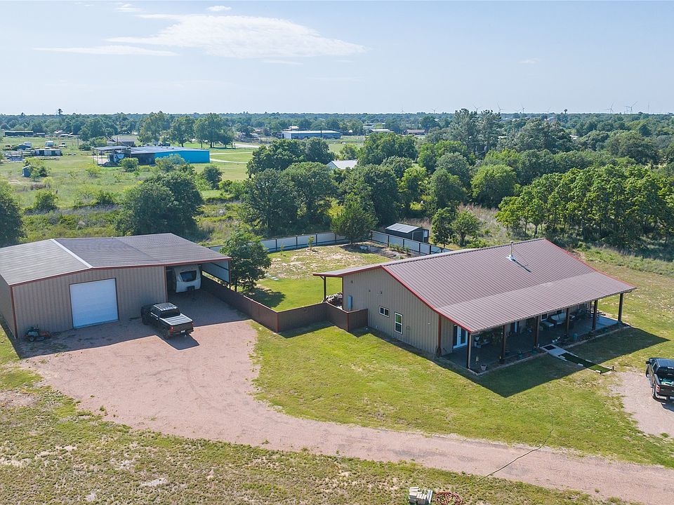 1st image of 200 Pleasant Ln