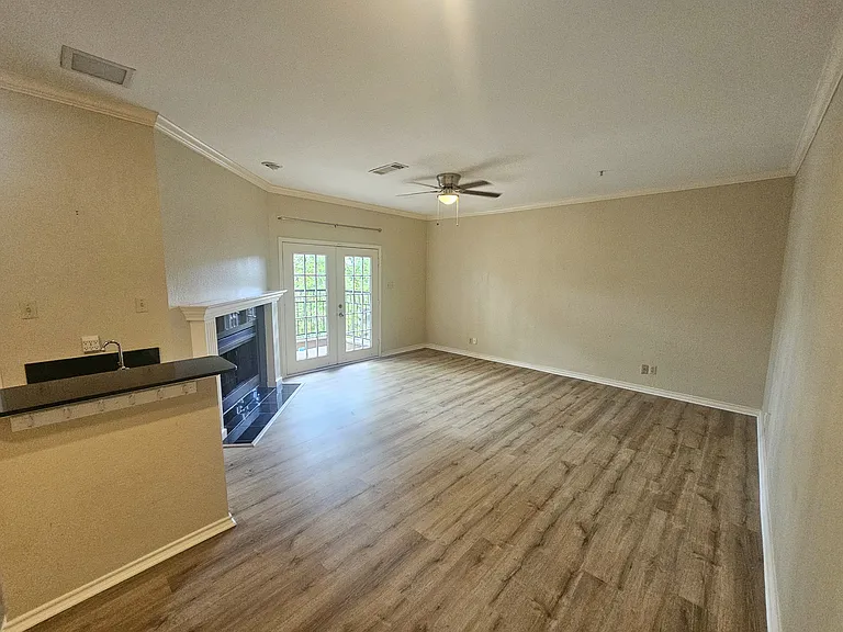 6004 Auburndale Ave #C — Photo 3