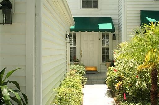 2nd image of 5300 Bayshore Blvd APT C2