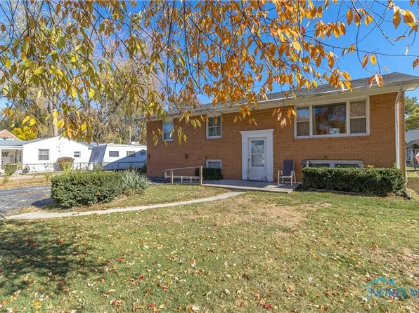 5564 Bannockburn Dr, Toledo, OH 43623