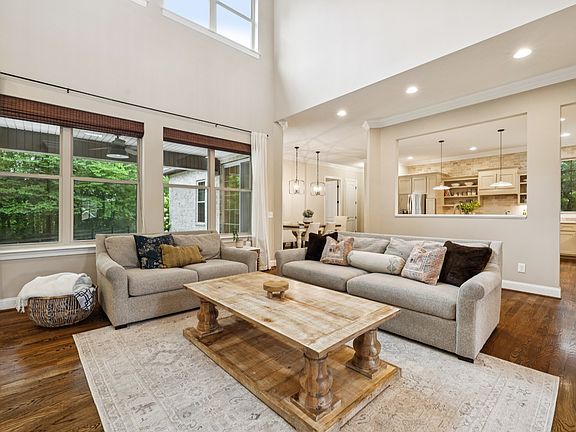 5th image of 3109 Chase Point Dr