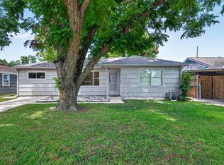 6610 Barney Rd, Houston, TX 77092