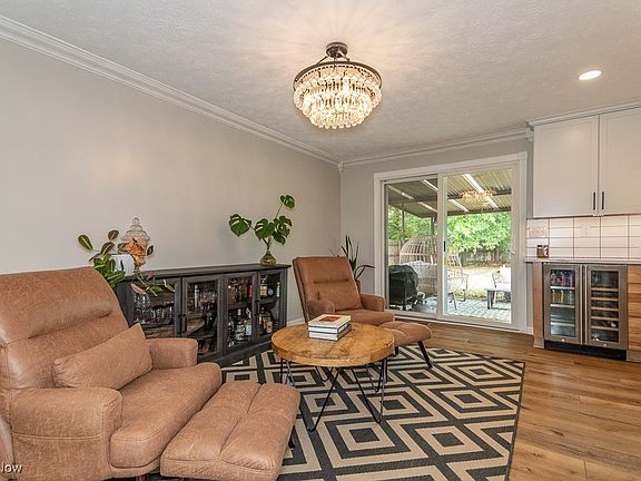 5th image of 9411 Pheasant Run Pl