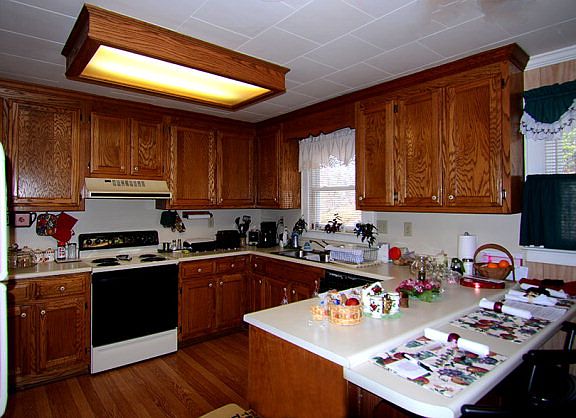 2nd image of 89 Miller Ave
