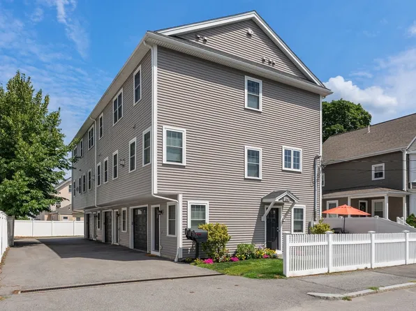 156 Ash St #2, Waltham, MA 02453