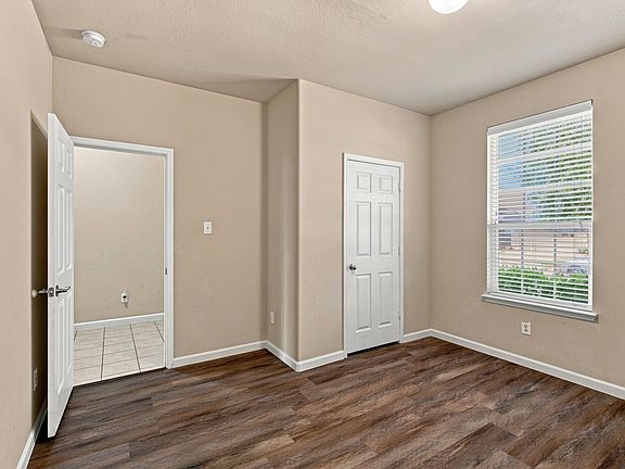 5th image of 2332 Angoni Way