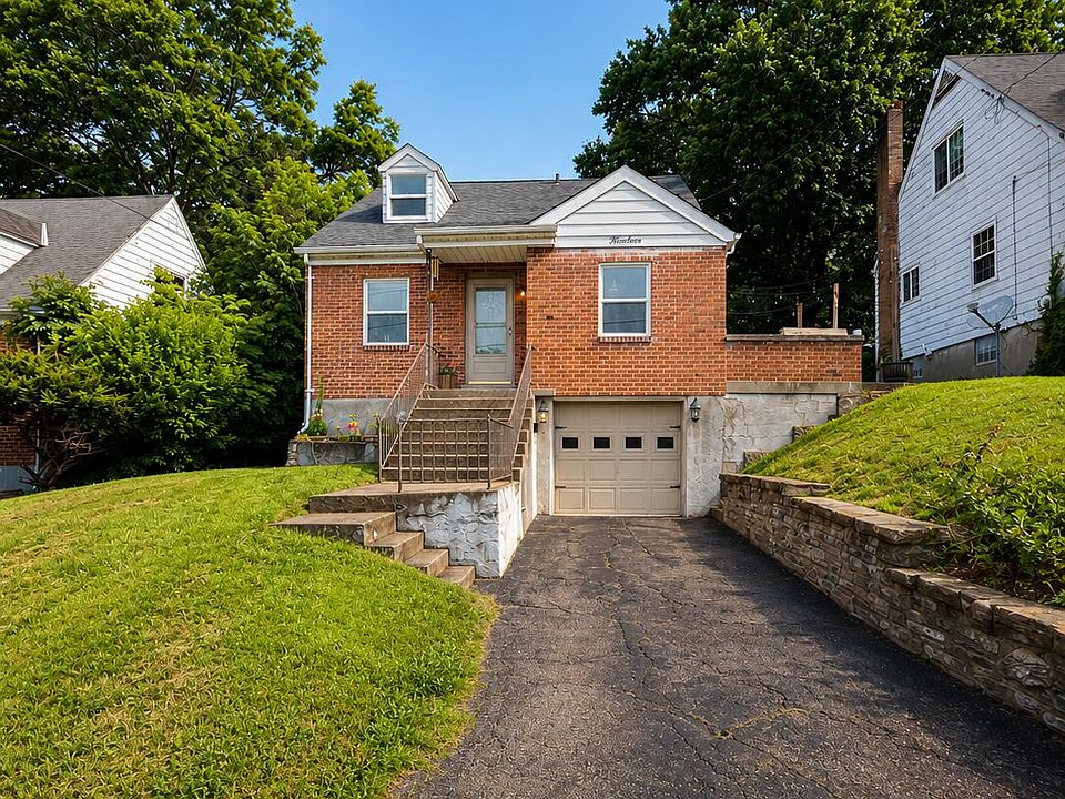 1st image of 19 Pine Hill Dr