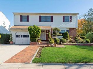 2625 Parkview Pl, Baldwin, NY 11510