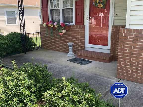 3rd image of 21 Roxton Pl