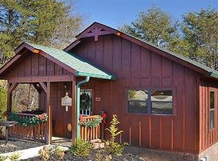 951 McMakin Way, Pigeon Forge, TN 37863