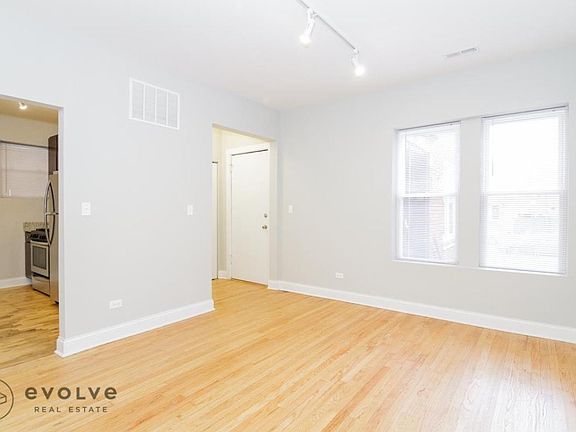 2nd image of 5205 N Christiana Ave