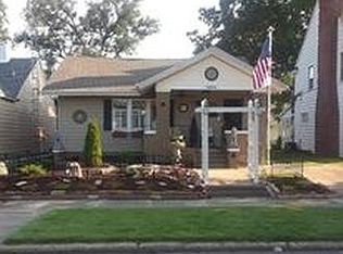 2626 Hartzer St, South Bend, IN