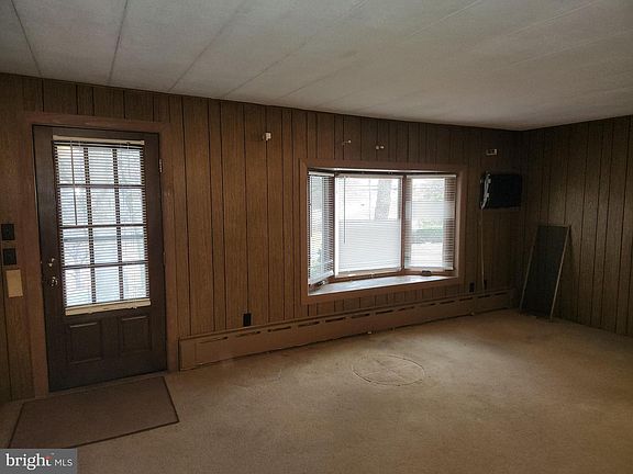 5th image of 600 Park Hill Dr