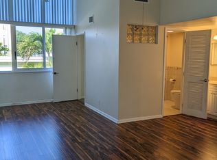 132 Wettaw Ln APT 115, North Palm Beach, FL 33408
