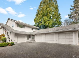6226 Lakeview Dr #D, Kirkland, WA 98033