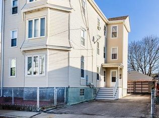 58 Cross St, Fall River, MA 02723