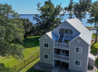 89 Country Club Dr APT A3, Arapahoe, NC 28510