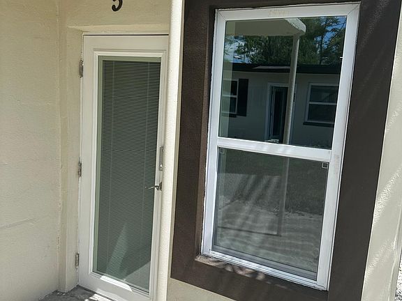 2nd image of 1858 Cornell Ave APT 5