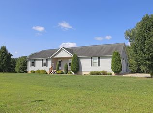 2223 Newark Rd, Utica, OH 43080