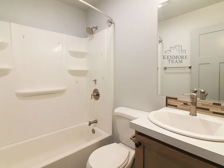 1006 Adams St #101-104 — Photo 16
