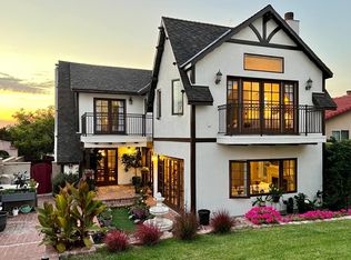 1327 Torrey Pines Rd, La Jolla, CA 92037