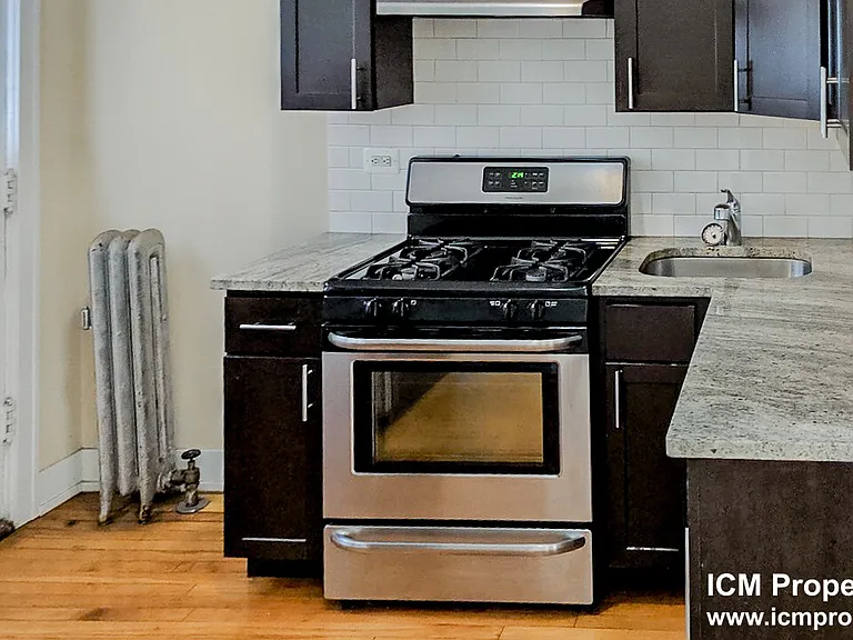 5063 N Winchester Ave #1 — Photo 1