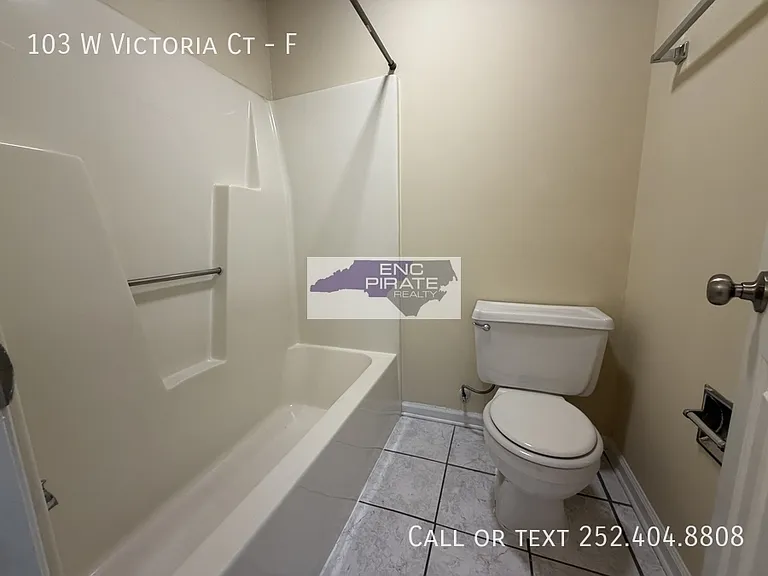 103 W Victoria Ct #F — Photo 11