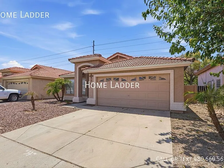 7817 W McRae Way — Photo 2