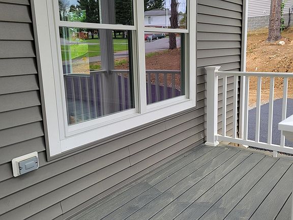 5th image of 1145 Plum St