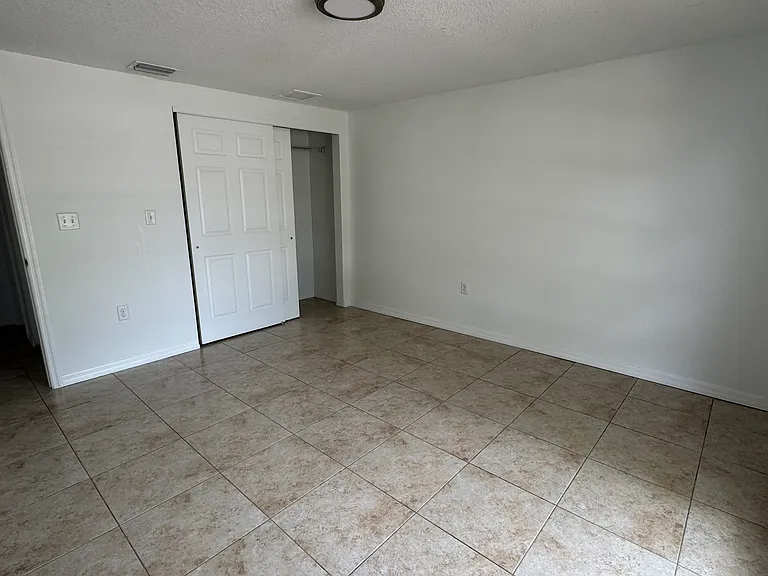 7140 Fox Hollow Dr — Photo 11