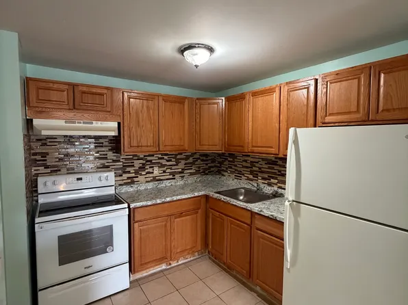 153 Bull Hill Lane #105, West Haven, CT 06516