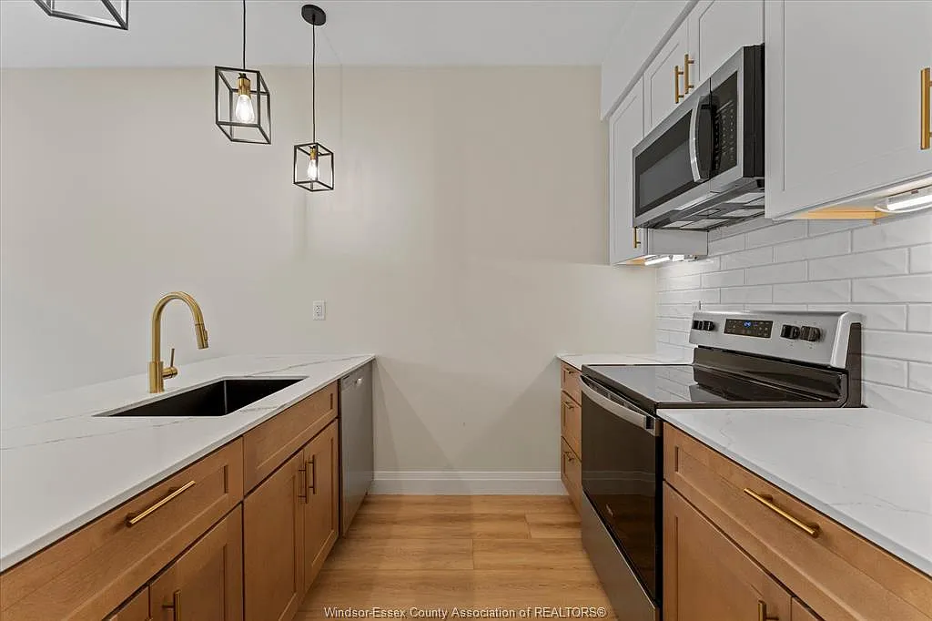 1 bed, 545 sqft, $1,700 — Photo 4