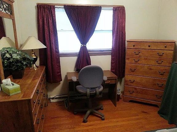 4663 bedroom