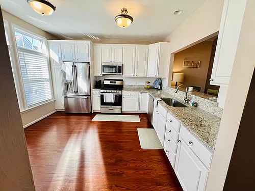 4724 Beach Bay Ct Photo 1
