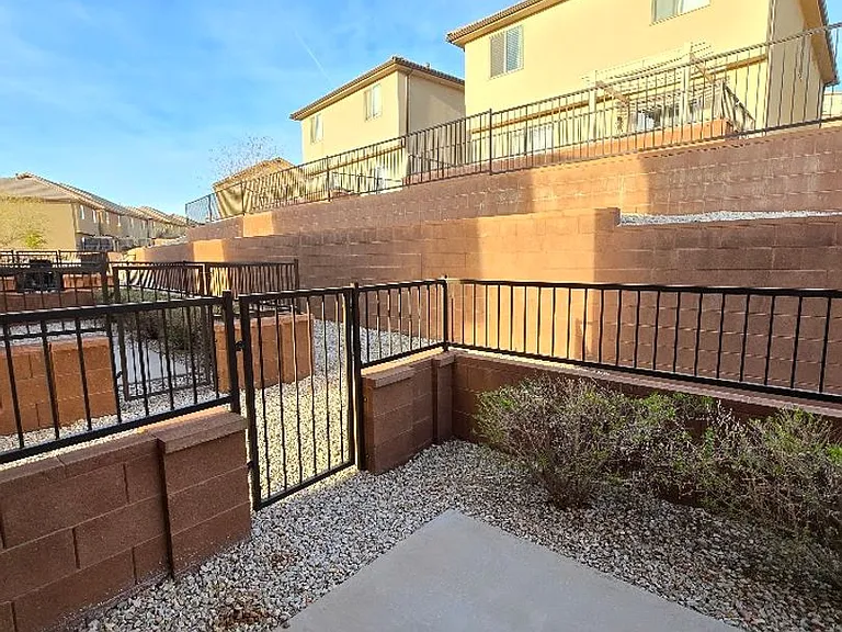 5848 S Challenger Way — Photo 32